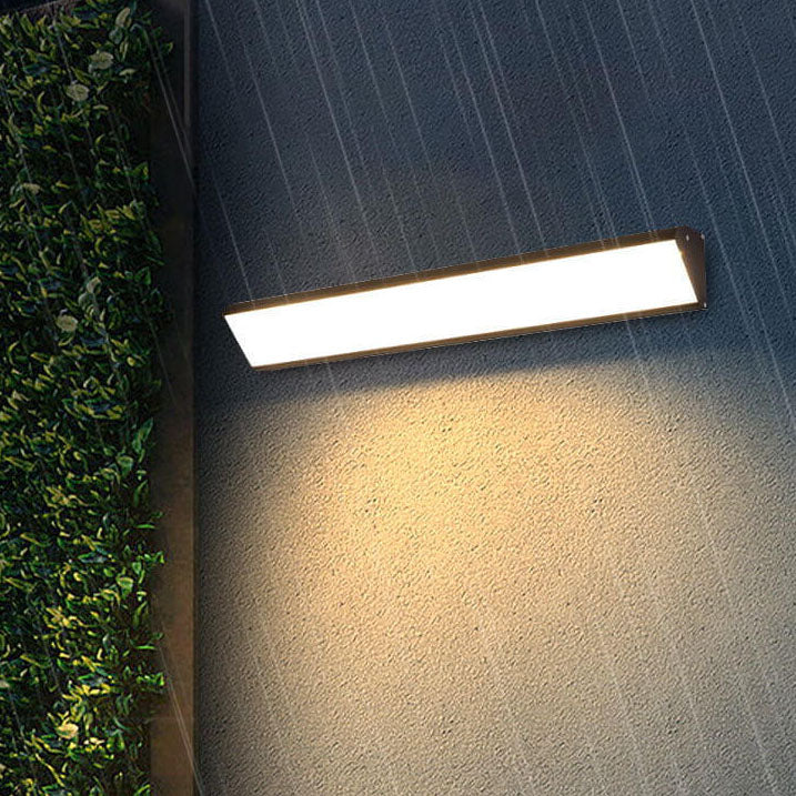 BowLift | AquaBar Modern LED Outdoor Wall Light | Aluminum & Acrylic | Durable & Waterproof | Warm White | Various Sizes