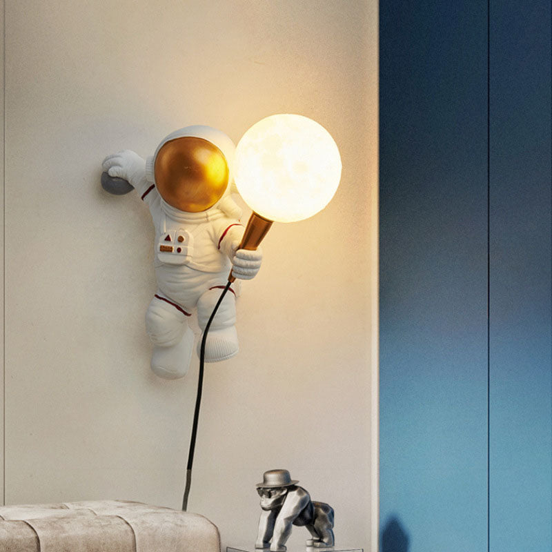 BowLift | CosmoBuddy Astronaut Wall Lamp | Creative Design | Resin & ABS | LED Bedroom Light