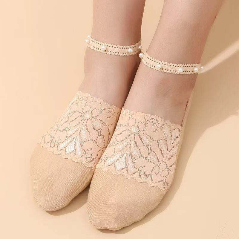 BowLift | Pearl Lace Socks
