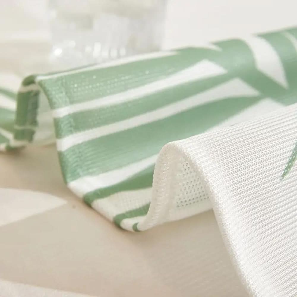 BowLift | FreshLeaf - Enchanting, airy sofa cover