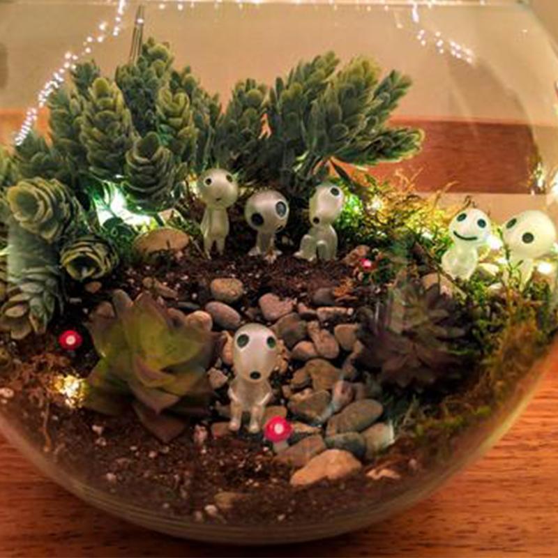 BowLift | Luminous Garden Ghost Miniature Figurines