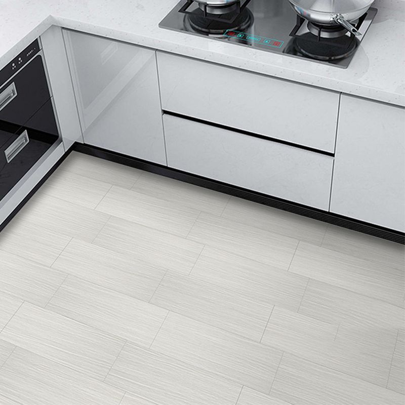 BowLift | Classic Style Vinyl Flooring Self-Adhesive Vinyl Flooring with Wood Look