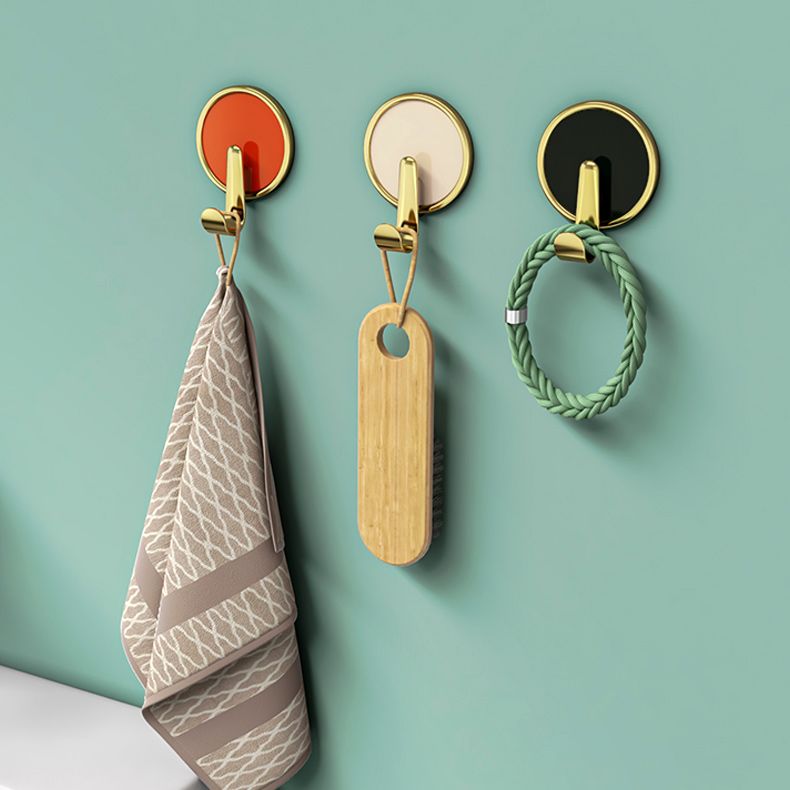 BowLift | Contemporary 8-piece bathroom set 2.91 inch high bathrobe hooks