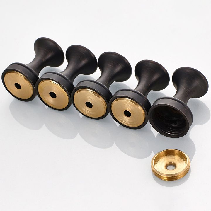 BowLift | 5-piece traditional bathroom accessory set brushed brass bathrobe hooks