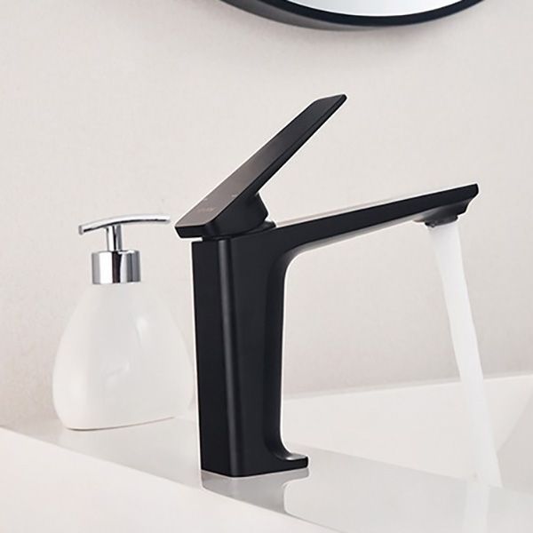 BowLift | Glam Copper Vessel Faucet Lever Handles Low Arc Vessel Faucet for Bathroom