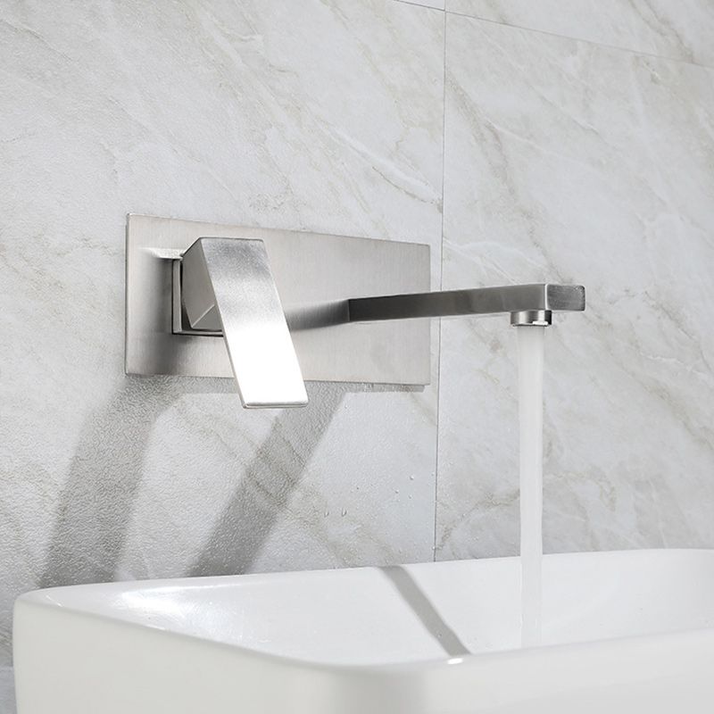 BowLift | Contemporary style fittings with lever handles Wall-mounted fittings for the bathroom
