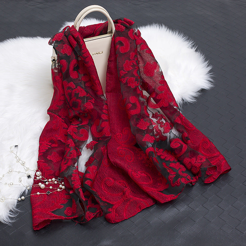 BowLift | Silk scarf with cut flowers hollow motif