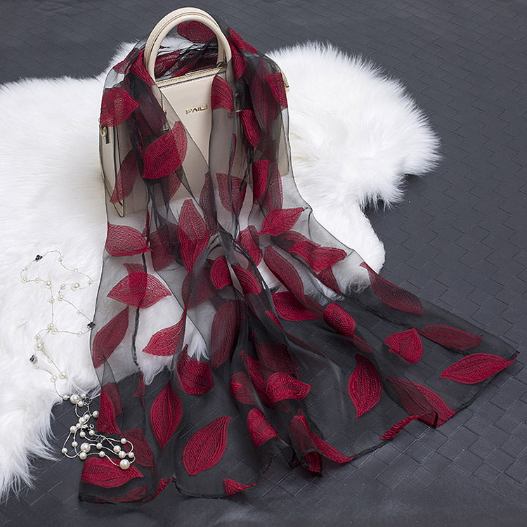 BowLift | Silk scarf with cut flowers hollow motif