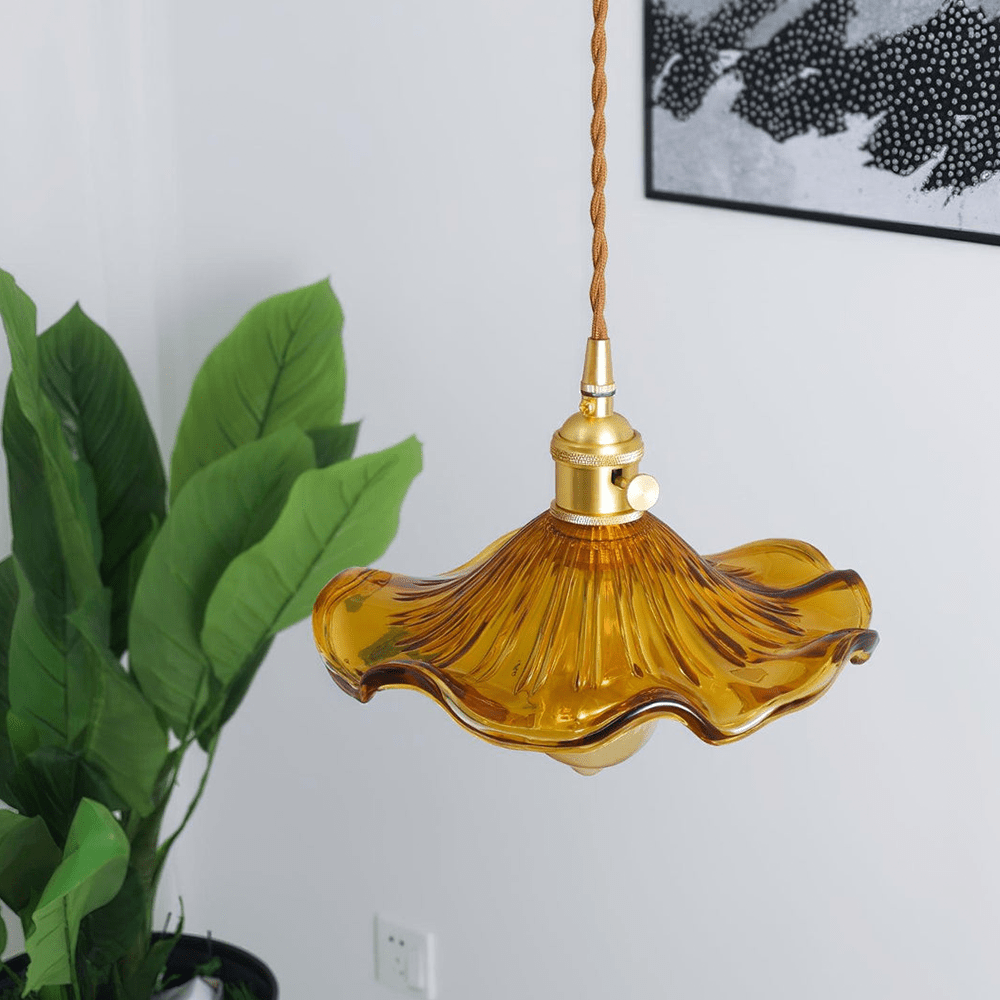 BowLift | Harmony of flowers and light hibiscus lamp