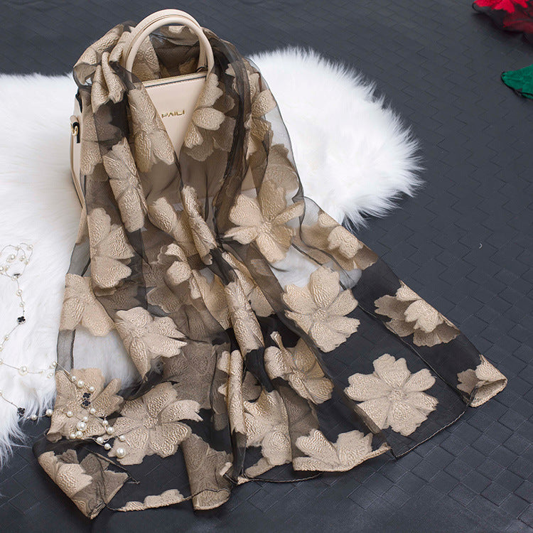 BowLift | Silk scarf with cut flowers hollow motif