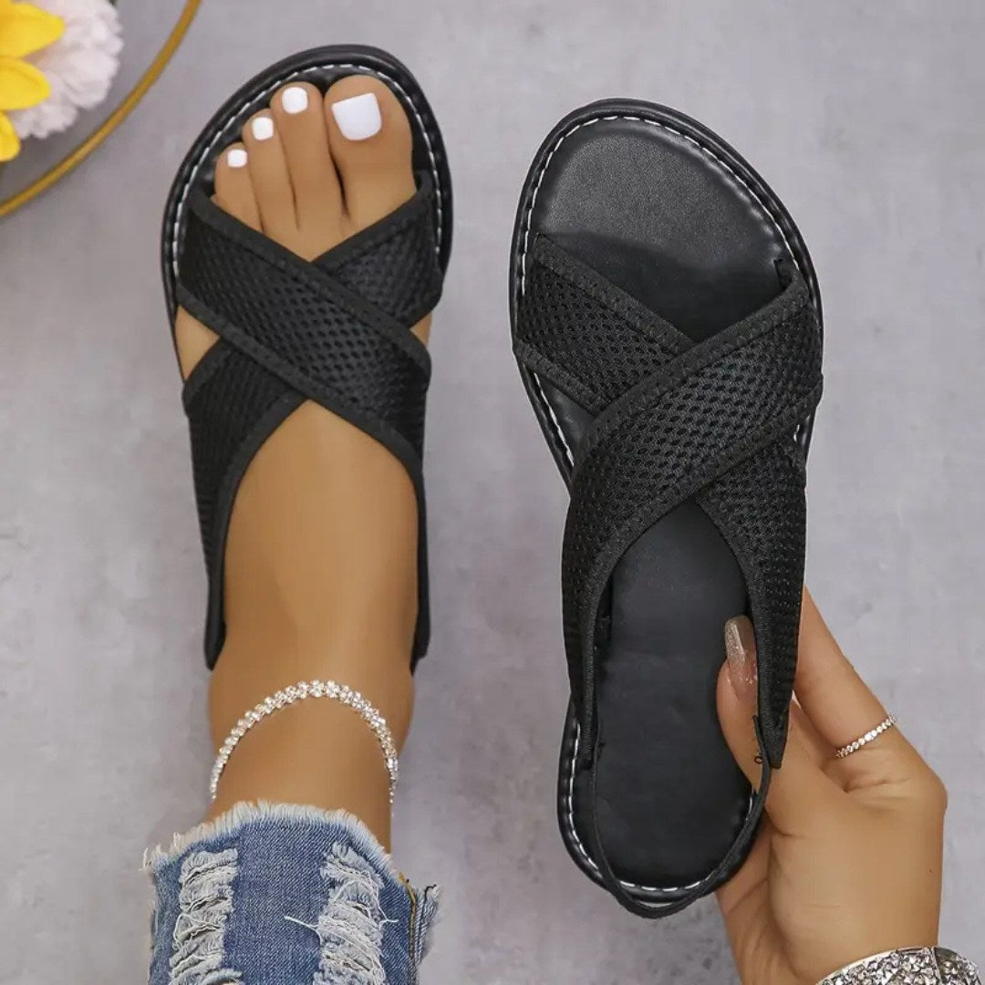 Aersi – Mesh Cross-Strap Flat Sandals