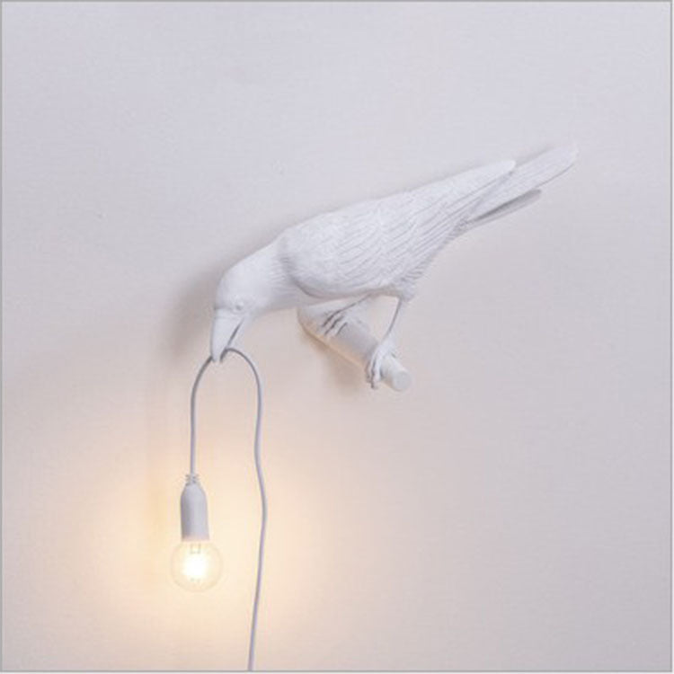 Auspicious bird table lamp personalized creative bedroom bedside animal shape bird resin wall lamp decoration