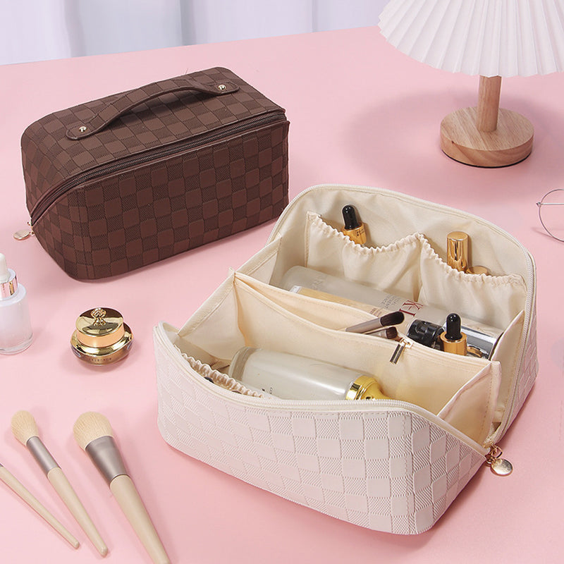BowLift | Vintage Pattern Handheld Makeup Bag