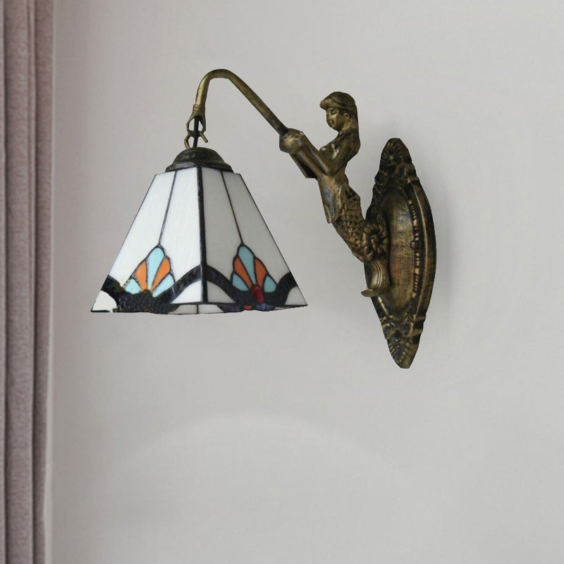 BowLift | 1 head wall-mounted light fixture Tiffany pyramid white glass wall light for corridor