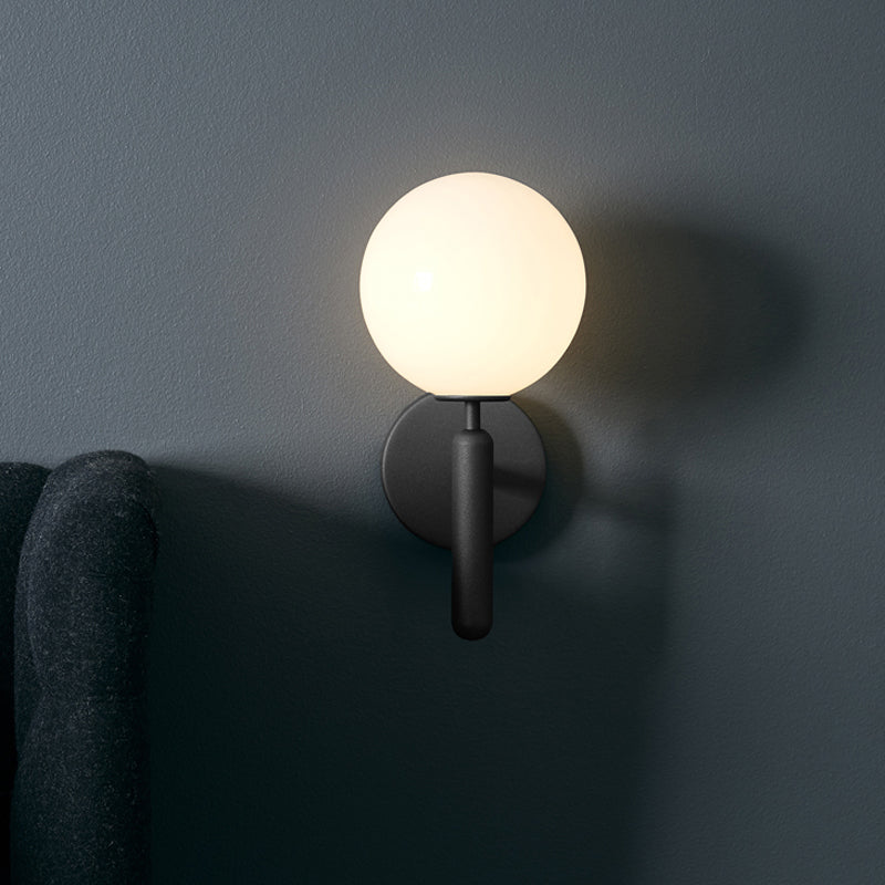 BowLift | 1-Light Nightstand Wall Lamp Simple Black Wall-Mounted Light Fixture with Ball White/Clear Water Glass Shade