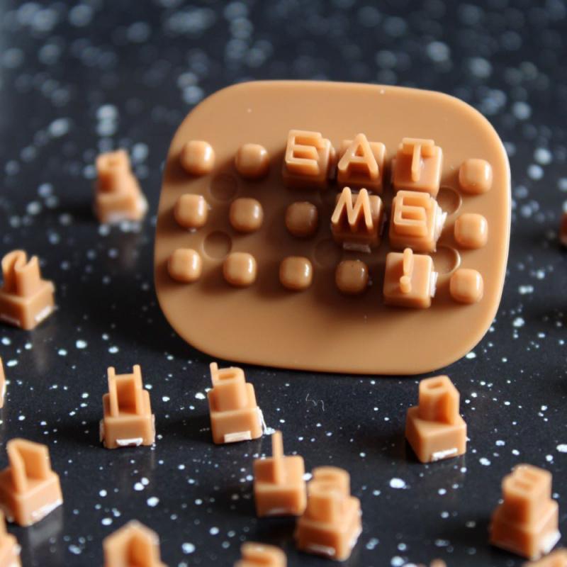 BowLift | English Alphabet Cookie Cutter