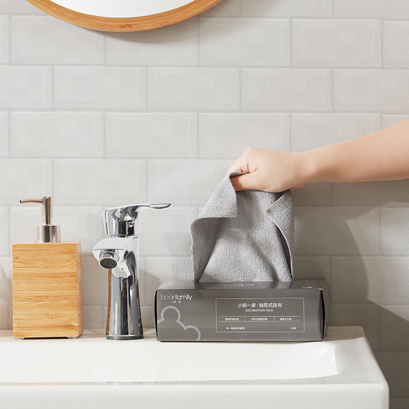 BowLift | Expandable absorbent microfiber cloths