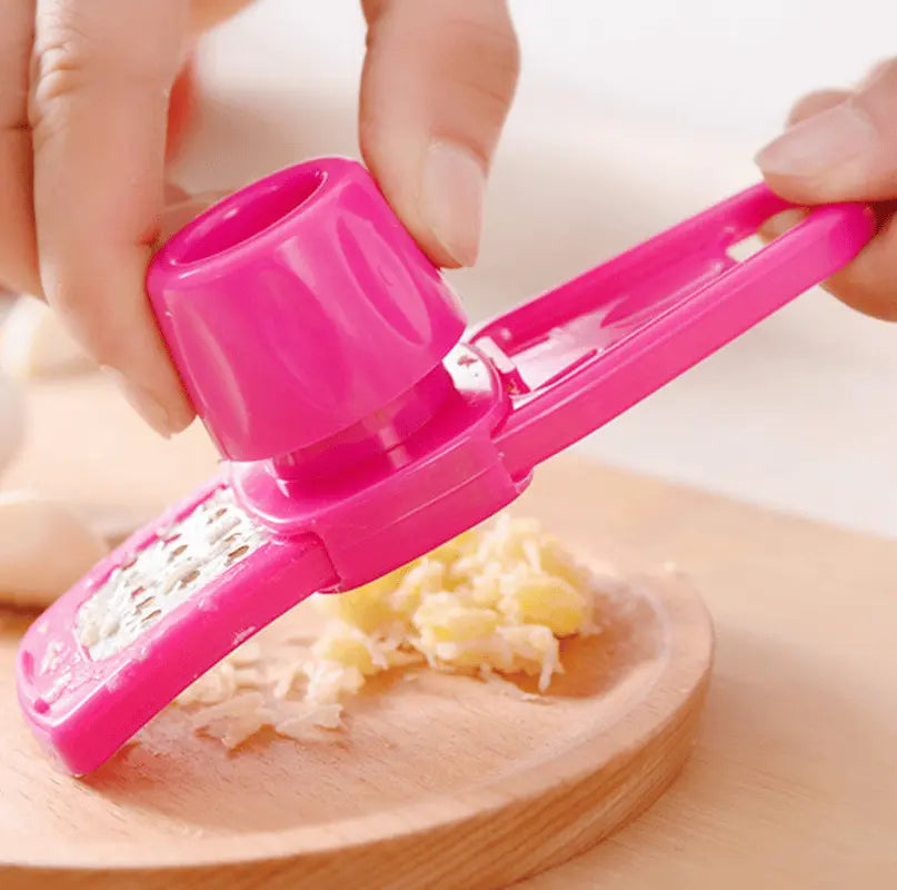 BowLift | Practical Garlic Press – Ideal for Home Cooking