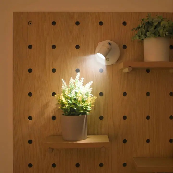 BowLift | Wireless LED Spotlight – Remote Control for Accent Lighting