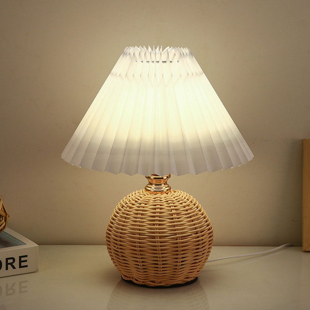 BowLift | Modern Table Lamp with White Pleated Shade