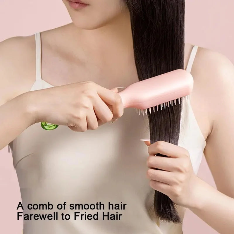 BowLift | Self-Cleaning Antistatic Massage Comb