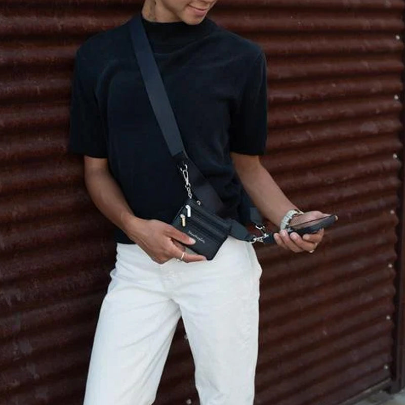 BowLift | Phone strap with zipper pocket