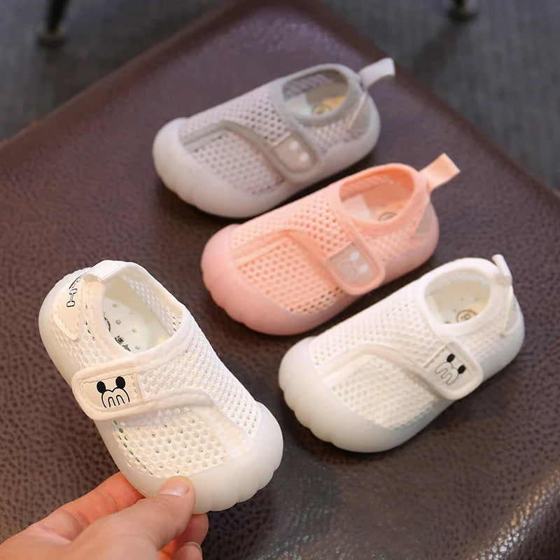 BowLift | Non-slip mesh shoes for babies