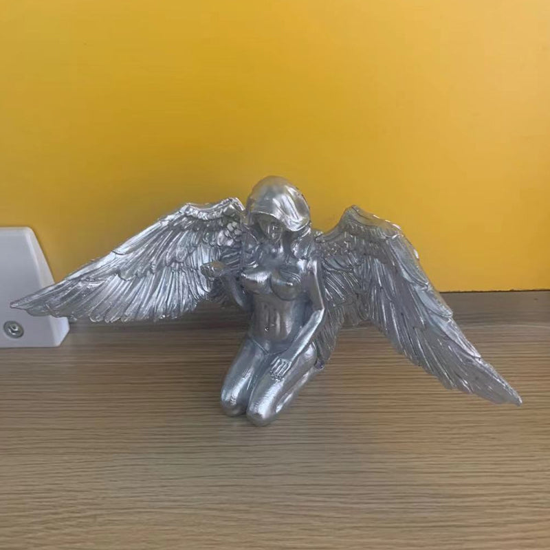 BowLift | Art Angel Female Woman Wings Kneeling Cloak Hat