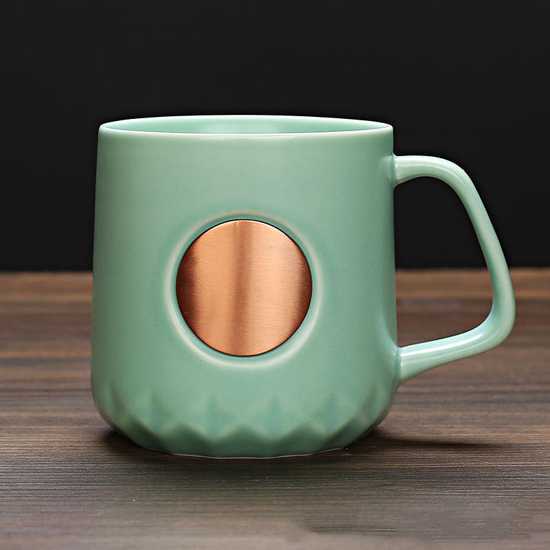 BowLift | Bronze Starbucks Creative Cup