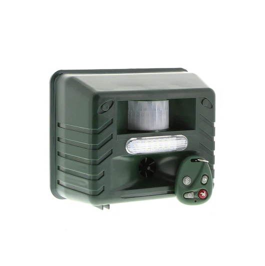 BowLift | Outdoor Ultrasonic Bird Repeller | Effective, Humane Woodpecker Deterrent for Gardens, Patios & Farms