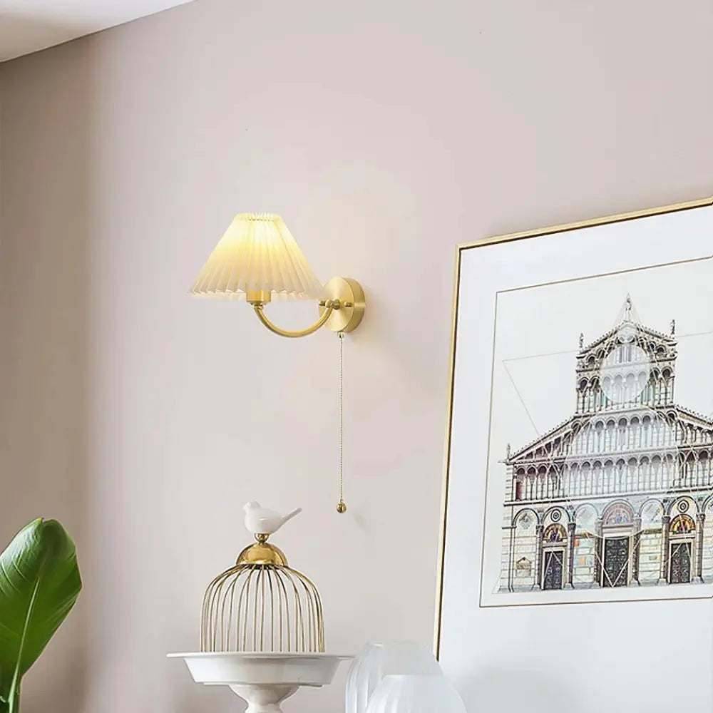 BowLift | GoldenAura - Elegant Wall Light