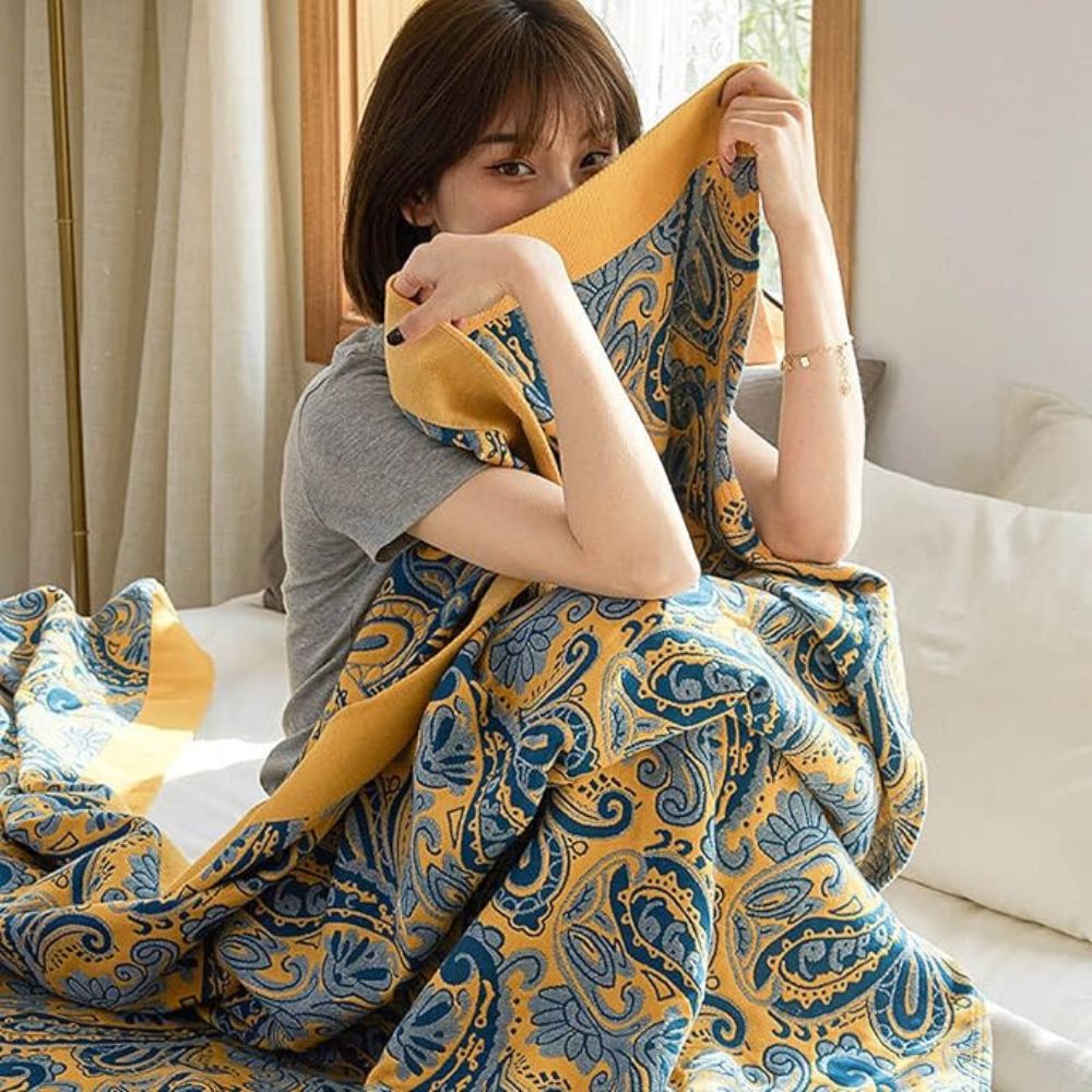 BowLift | Azure Golden Retro Cotton Blanket