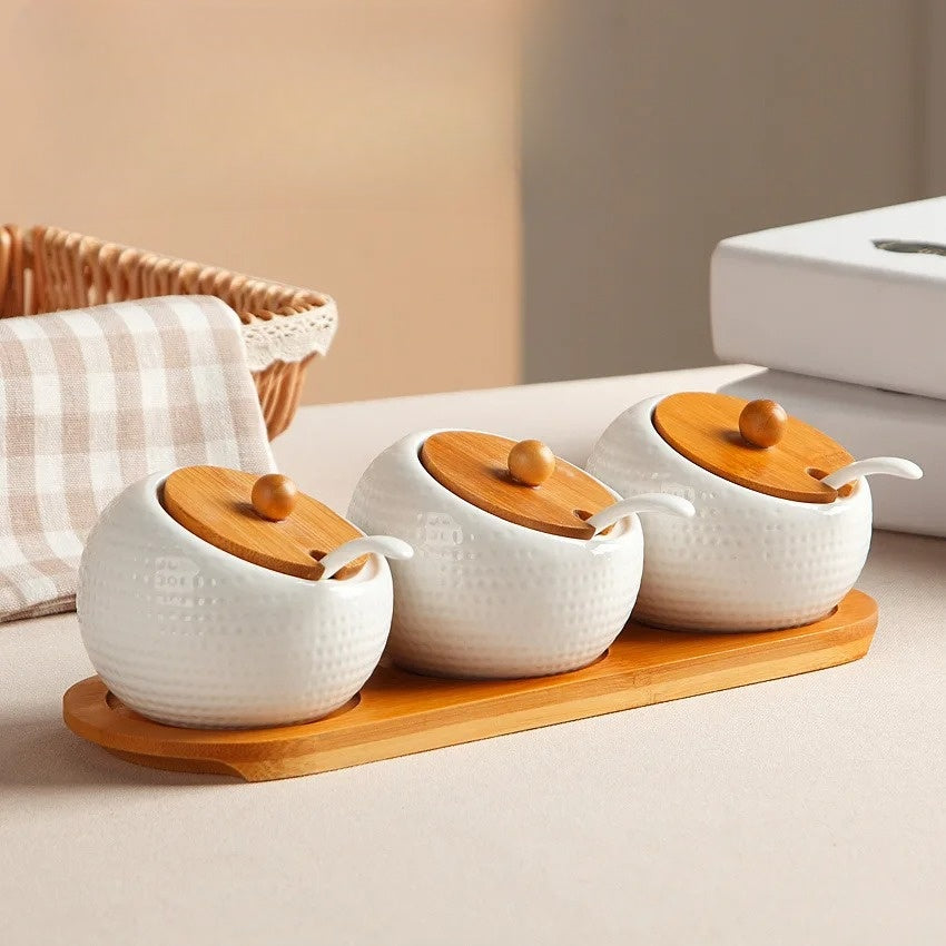 BowLift | Harmony of taste and design – ceramic containers with bamboo lids