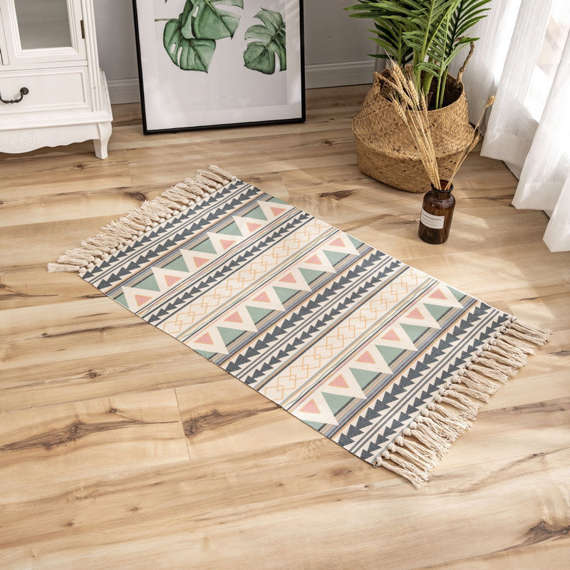 BowLift | Classic geometric printed rug Multicolored cotton blend rug easy to maintain washable rug with fringes for the bedroom