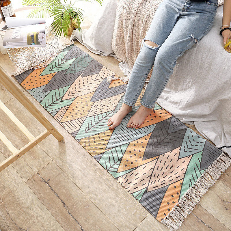 BowLift | Classic Multicolored Drop Carpet Polyester Plant Printed Carpet Non-Slip Back Machine Washable Carpet for Bedroom