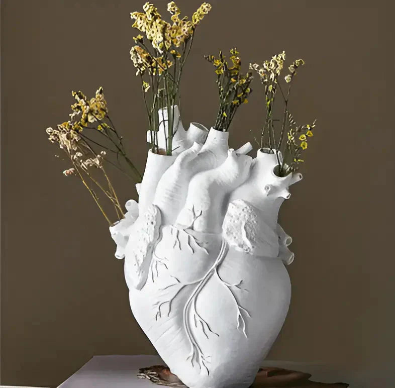 BowLift | Greek inspired heart vase