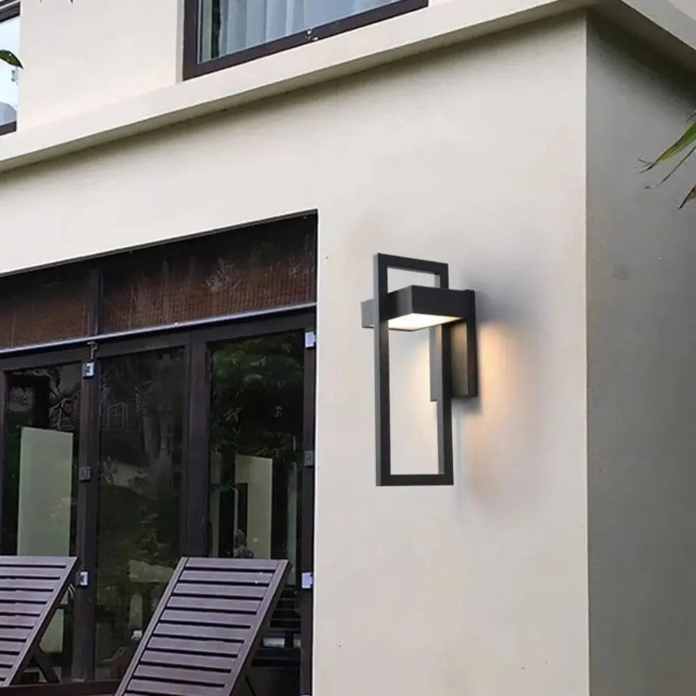 BowLift | AuraBright – Modern Outdoor Wall Light with Energy-Efficient LED