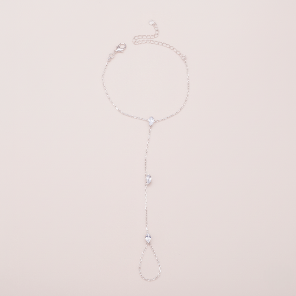 BowLift | Adjustable Finger Ring Bracelet made of Stainless Steel with Crystals