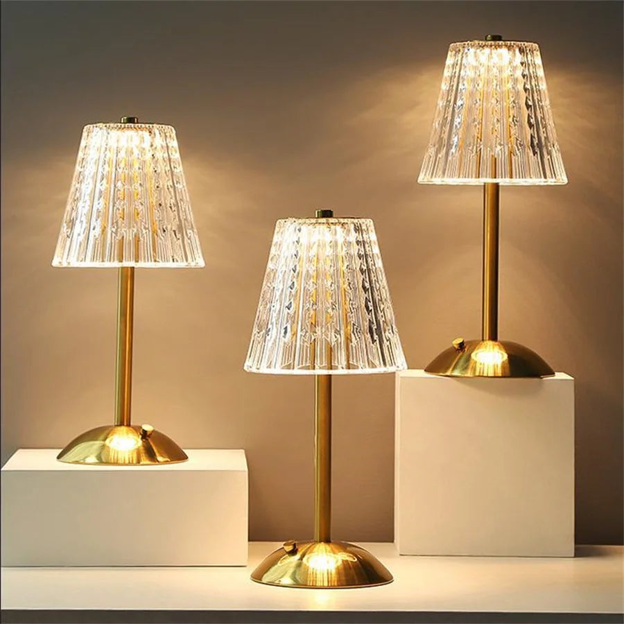 BowLift | – Gold crystal table lamp