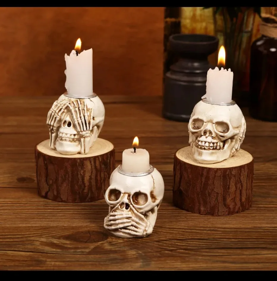 BowLift | GothicGlow 3pc Halloween Skull Candle Holder Set
