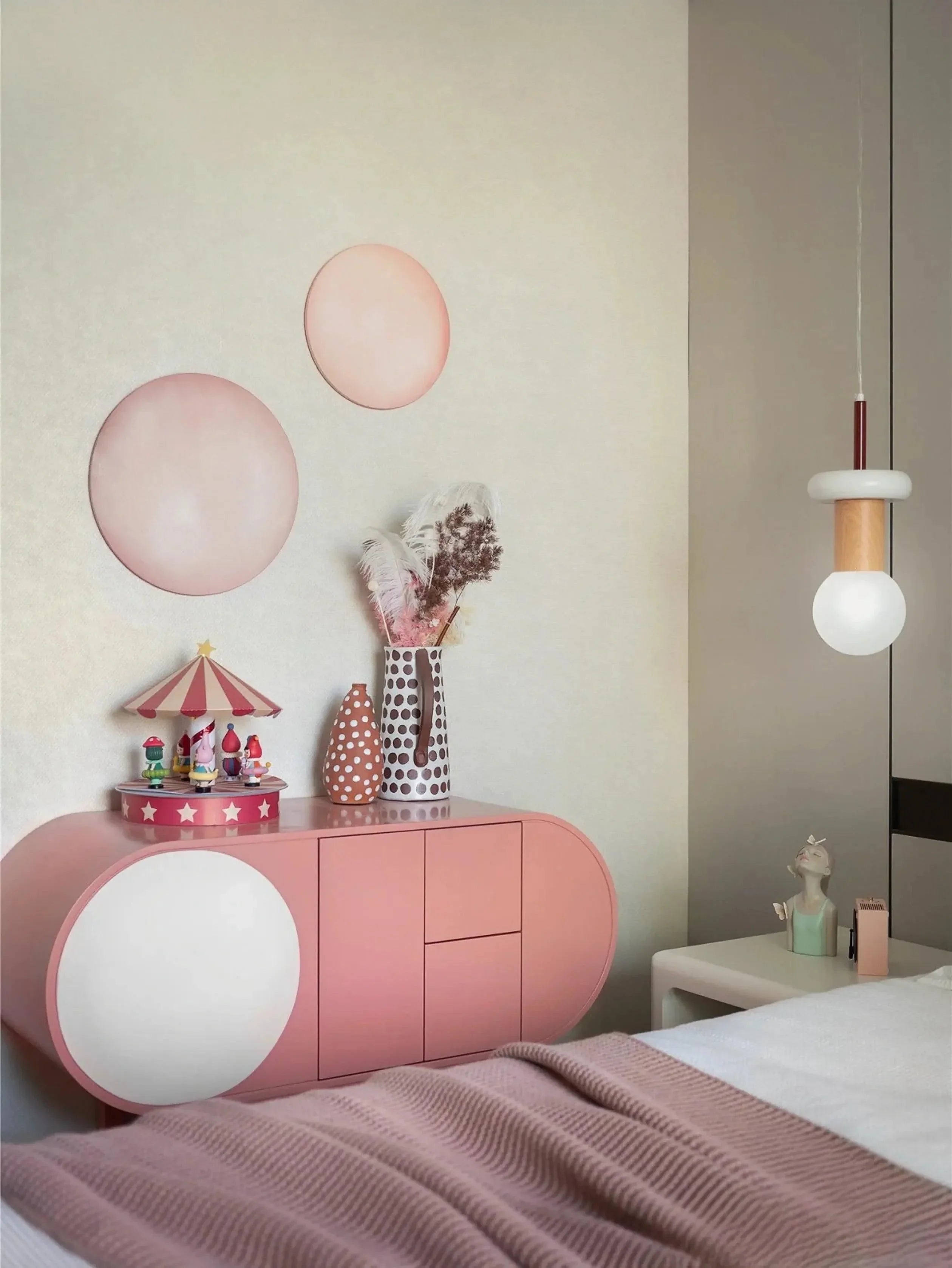 BowLift | Chandelier in geometric shape