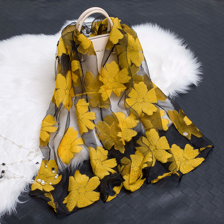 BowLift | Silk scarf with cut flowers hollow motif
