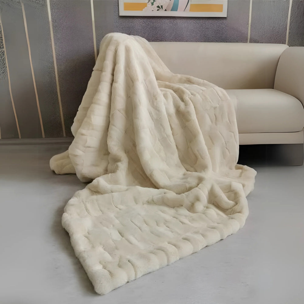 BowLift | Heavenly Retreat Faux Fur Blanket