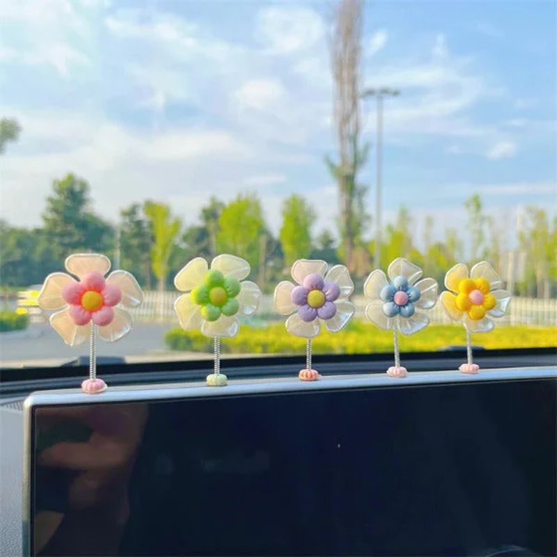 BowLift | Flower Ornaments in the car