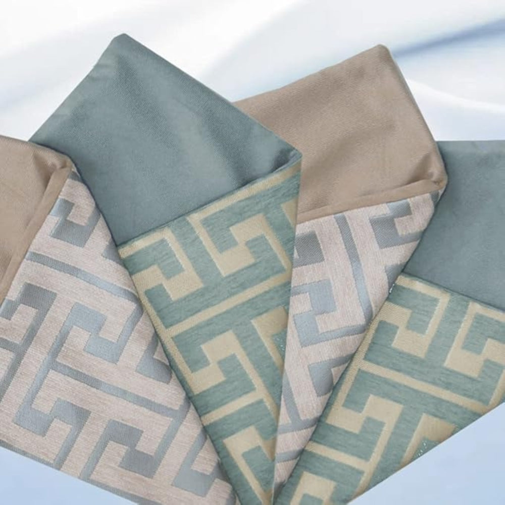 BowLift | Timeless Maze Pattern Cushion Cover