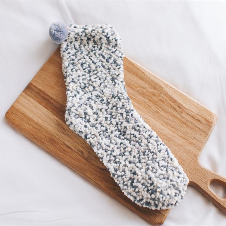 BowLift | Pom Pom Cupcake Socks