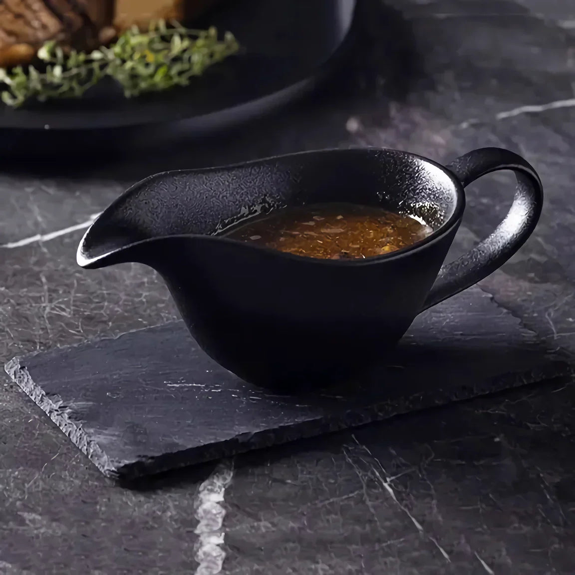 BowLift | Elegant Ceramic Gravy Boat for Sauces and Dressings - 220ml