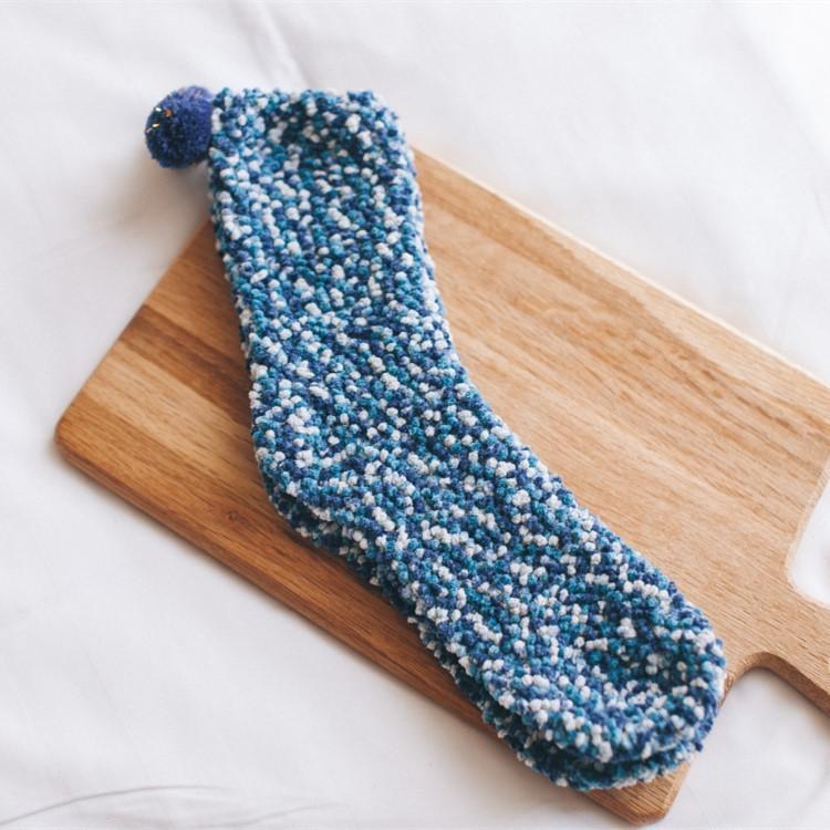 BowLift | Pom Pom Cupcake Socks