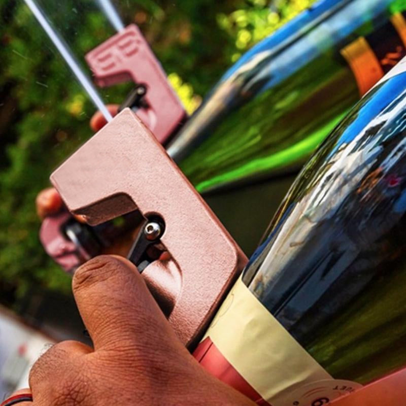 BowLift | Champagne Sprayer