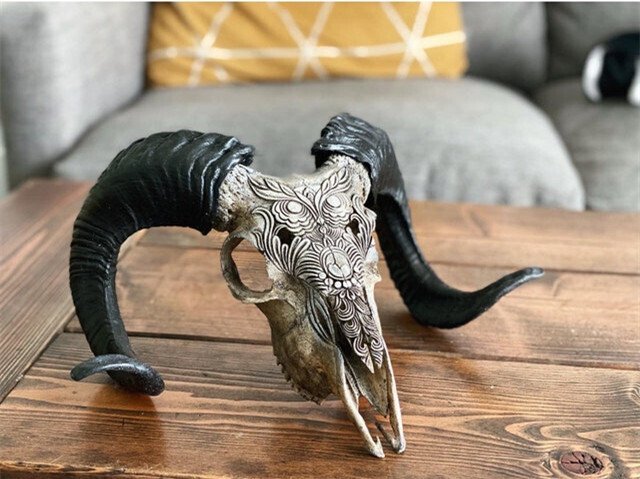 BowLift | Carved Ram Skull